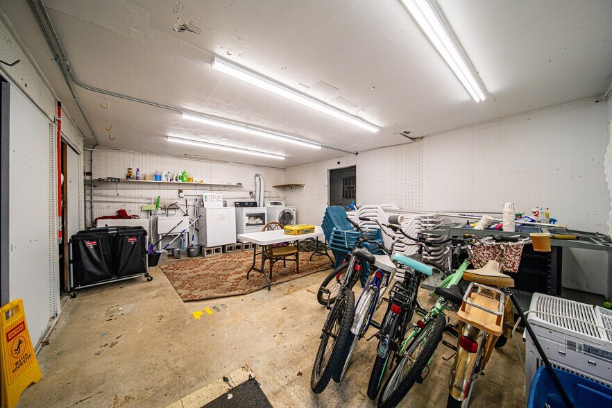 More Photos Of 5225 Old Lake Rd, Geneva Hotel For Sale