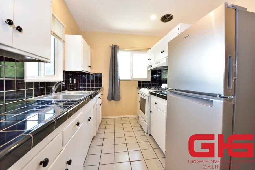 More Photos Of 902-906 S Marengo Ave, Pasadena Apartments For Sale