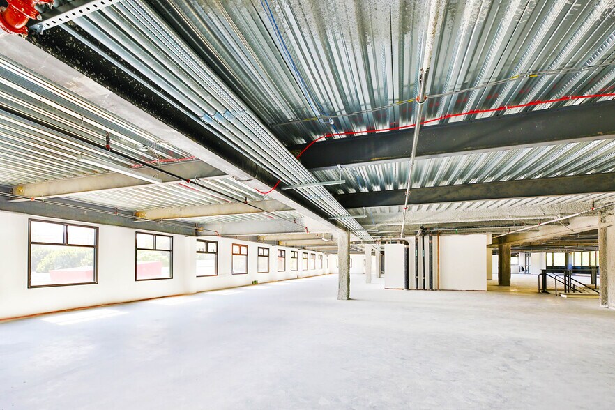 More Photos Of 900 Gayley Ave, Los Angeles Medical For Sale