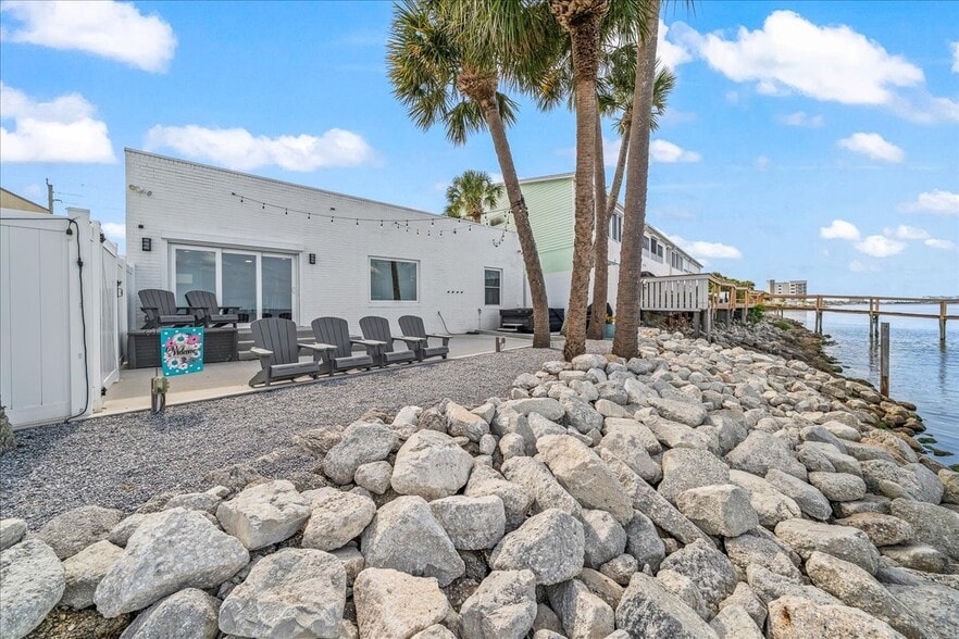 More Photos Of 2225 S Washington Ave, Titusville Office Residential For Sale
