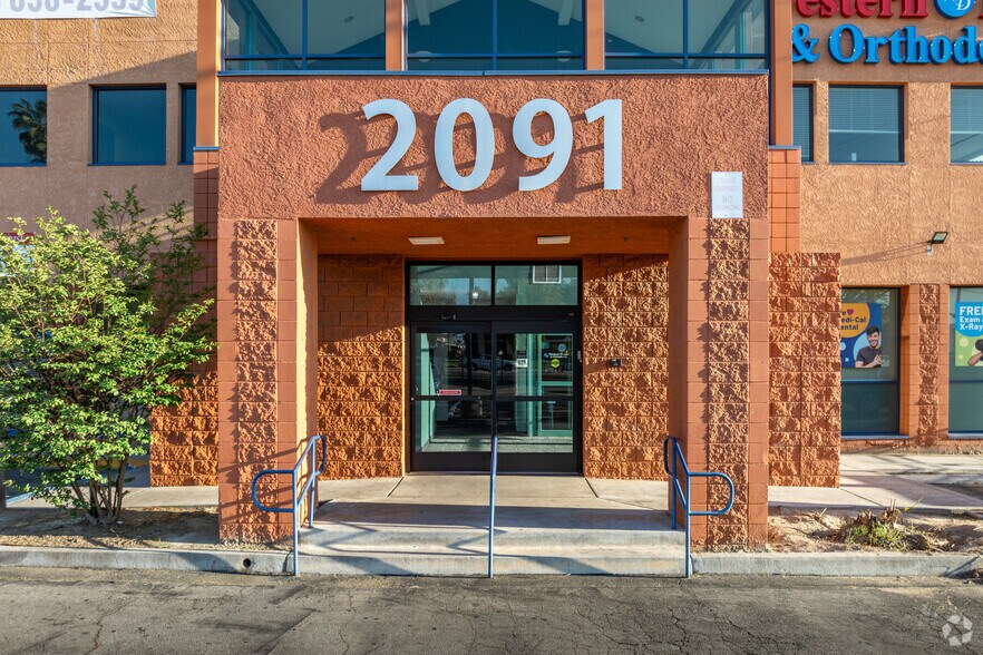 More Photos Of 2091 W Florida Ave, Hemet Office For Lease