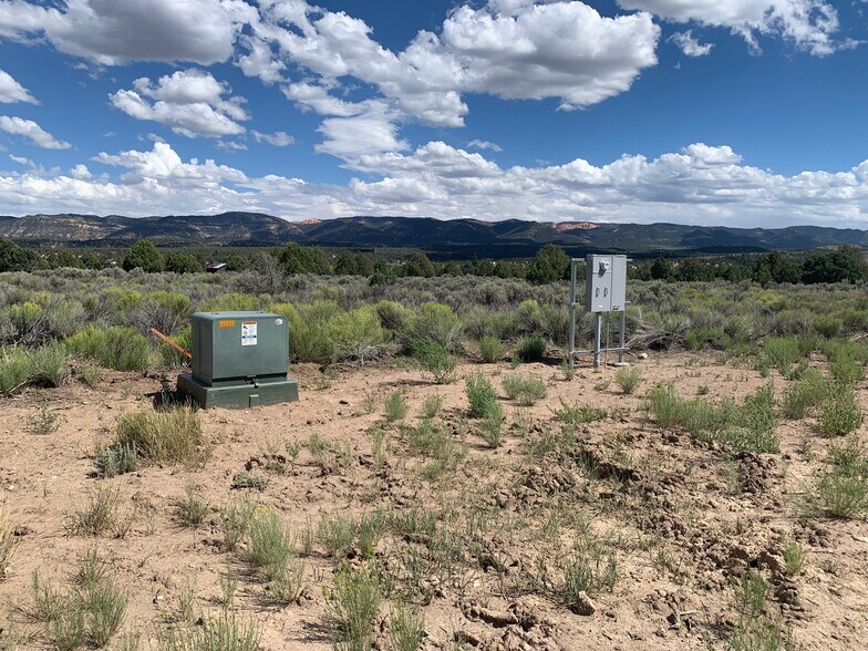 More Photos Of SEC Hwy 89 & Fish Hatchery Rd, Hatch Land For Sale
