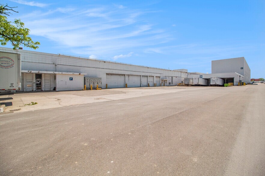 More Photos Of 12601 Southfield Rd, Detroit Unknown For Lease