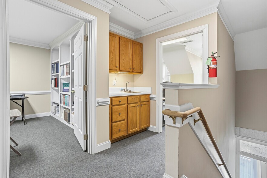 More Photos Of 101-111 Salem Towne Ct, Apex Office For Sale