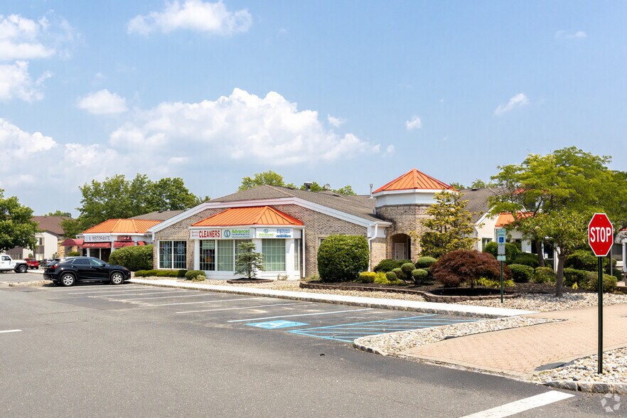 More Photos Of 613 Hope Rd, Eatontown Unknown For Lease