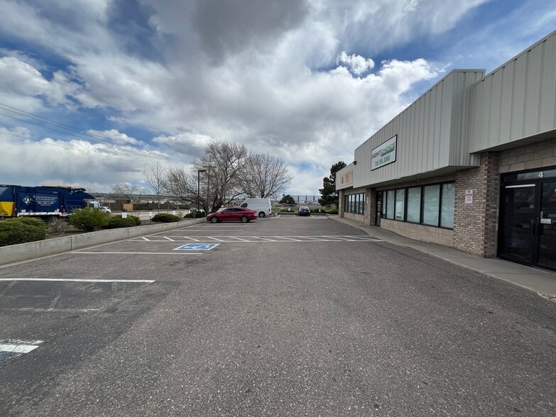 More Photos Of 7079 S Jordan Rd, Centennial Flex For Lease