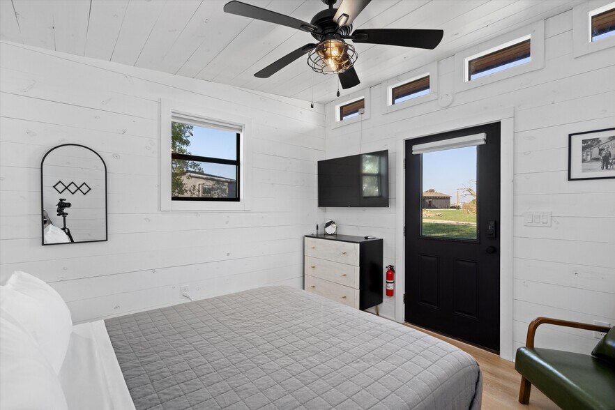 More Photos Of Elroy Rd, Del Valle Land For Sale