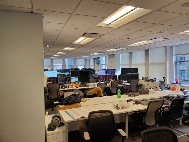 More Photos Of 608 Fifth Ave, New York Office For Lease