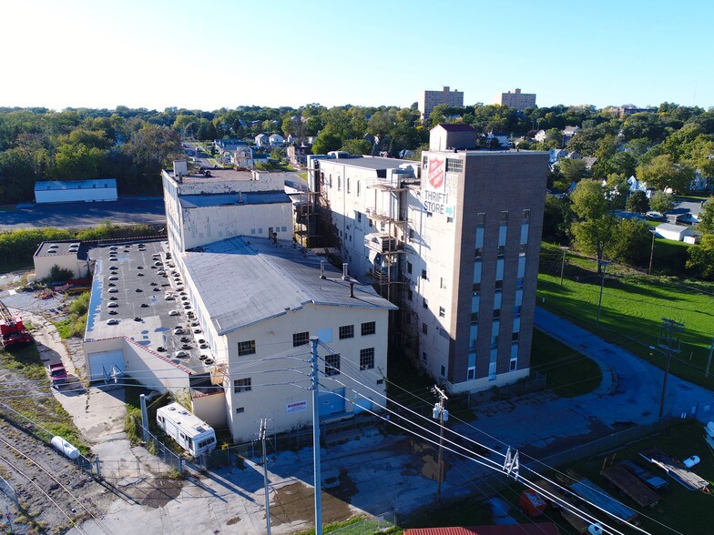 More Photos Of 2501 Center St, Omaha Warehouse For Sale