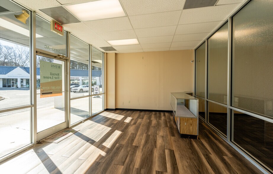 More Photos Of 5402 Nc-55 Hwy, Durham Auto Repair For Sale
