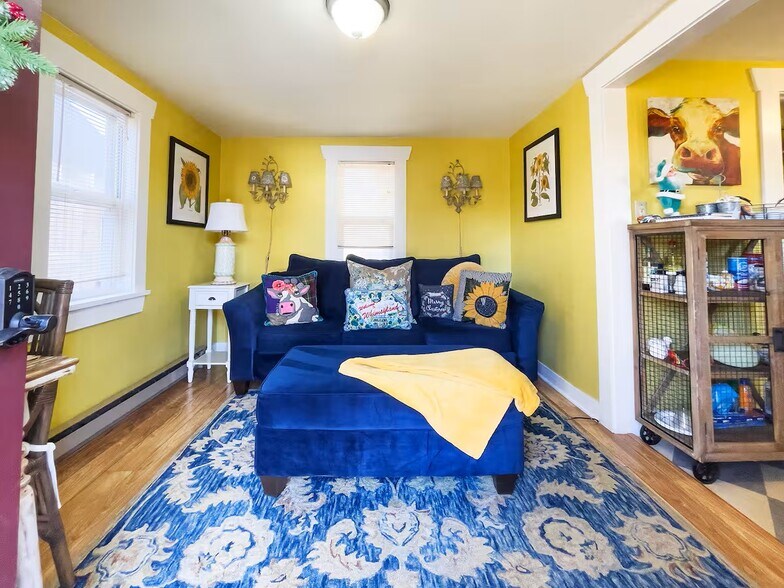 More Photos Of 102 Holly St, Colorado Springs Apartments For Sale