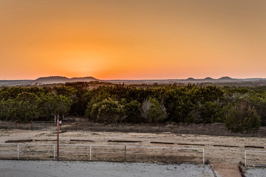 More Photos Of 3199 County 2730 Rd, Glen Rose Lodge Meeting Hall For Sale