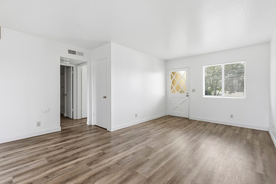 More Photos Of 91 Summit Ave, Sonora Apartments For Sale