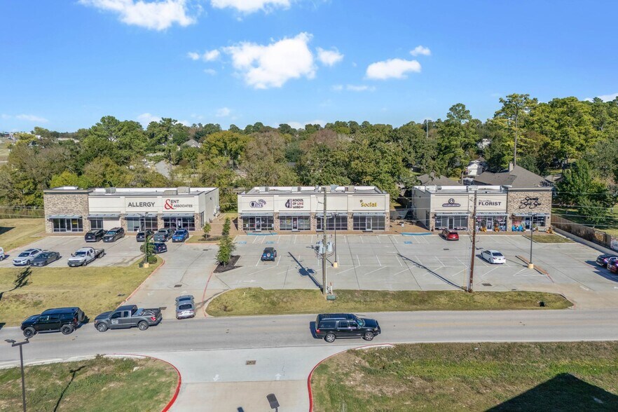 More Photos Of 107 Old River Rd, Montgomery Storefront For Sale