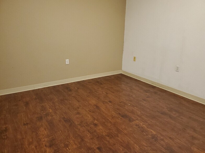 More Photos Of 4710 Eagleridge Cir, Pueblo Storefront Retail Office For Lease