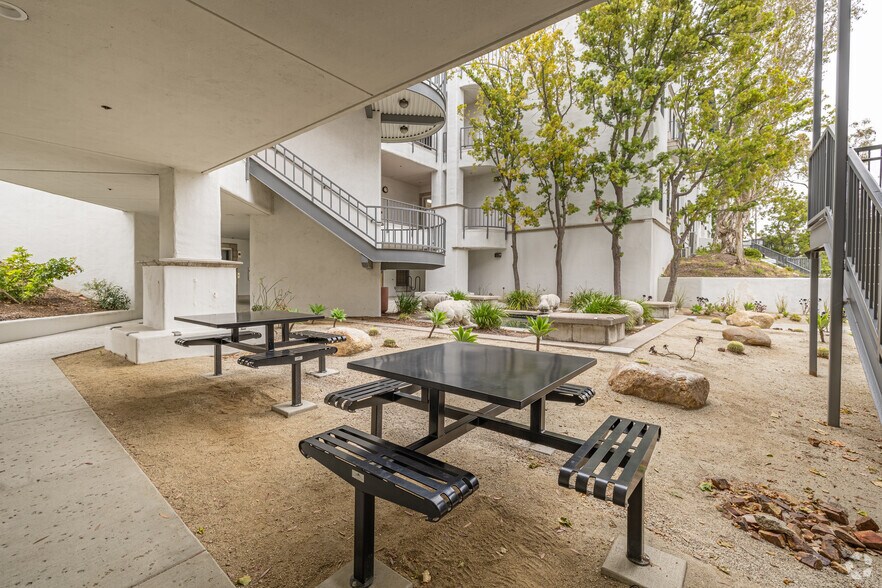 More Photos Of 11770 Bernardo Plaza Ct, San Diego Medical For Lease