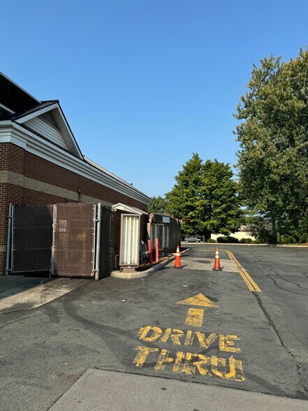 More Photos Of 1192 Richmond Rd, Charlottesville General Retail For Sale