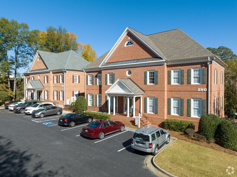 More Photos Of 284 S Main St, Alpharetta Unknown For Lease