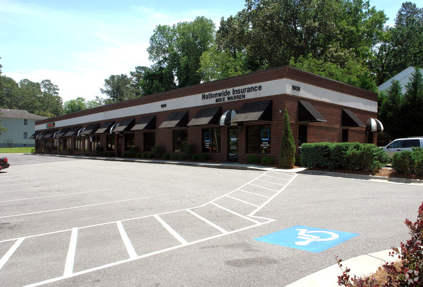 Primary Photo Of 1905-1909 Bragg Blvd, Fayetteville Office For Lease