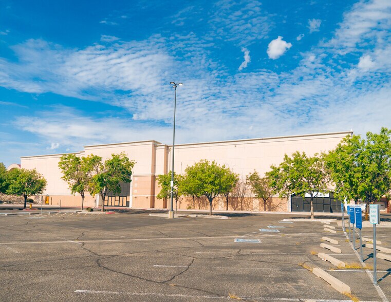 Primary Photo Of 10000 Coors Byp NW, Albuquerque Department Store For Sale