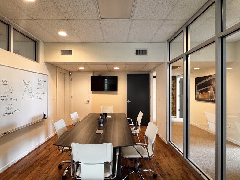 More Photos Of 669 Berkmar Ct, Charlottesville Office For Sale