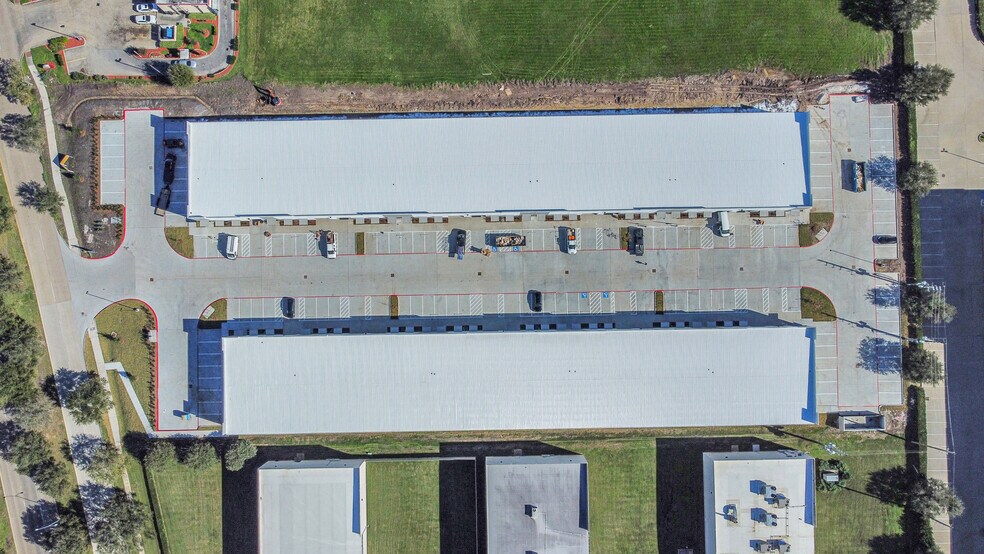 More Photos Of 12425 W Airport Blvd, Sugar Land Light Distribution For Sale