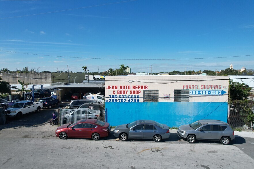 More Photos Of 7230 NE Miami Ct, Miami Warehouse For Sale