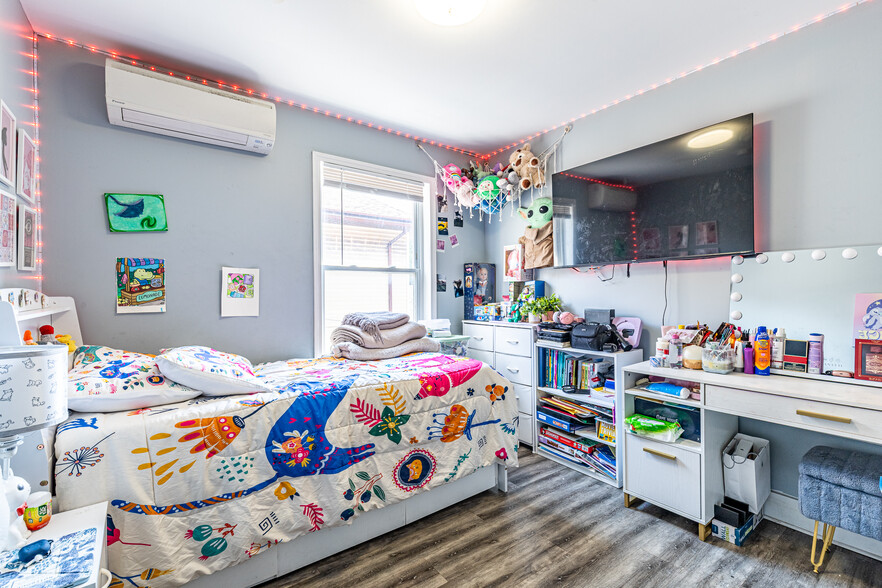 More Photos Of 757 W Main St, Rochester Multifamily For Sale