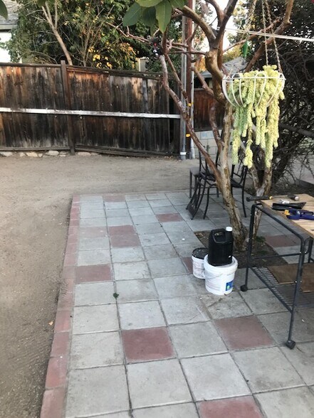 More Photos Of 2757 Foothill Blvd, La Crescenta Freestanding For Sale