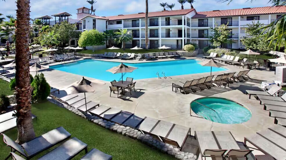 More Photos Of 74-700 Highway 111, Palm Desert Hotel For Lease