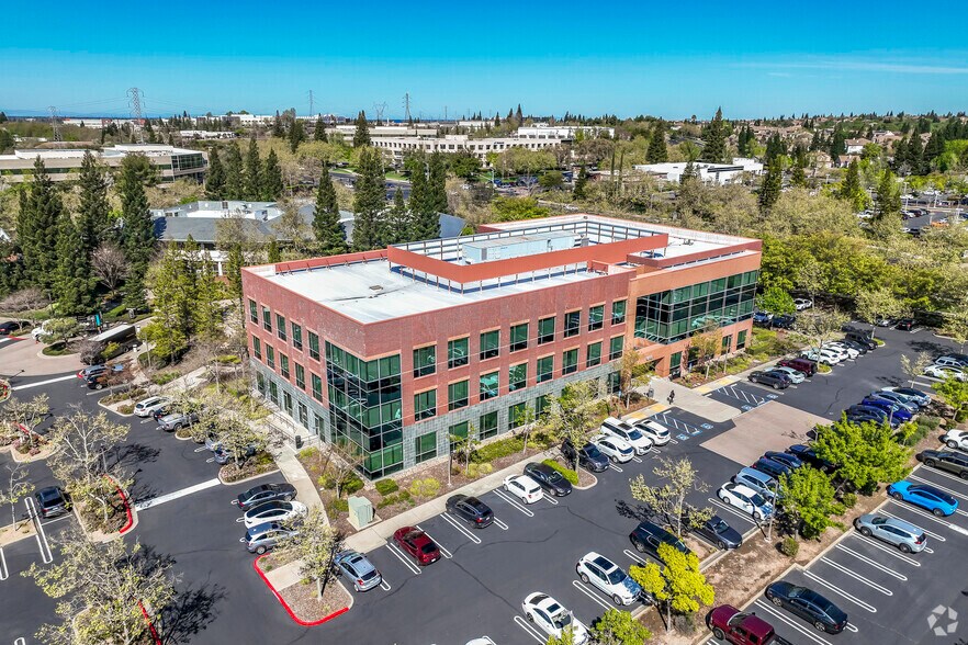 More Photos Of 3200 Douglas Blvd, Roseville Office For Lease