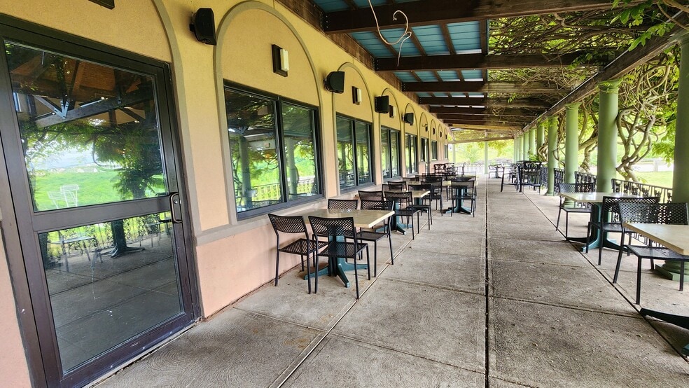 More Photos Of 6 Radcliffe Dr, Moosic Restaurant For Sale