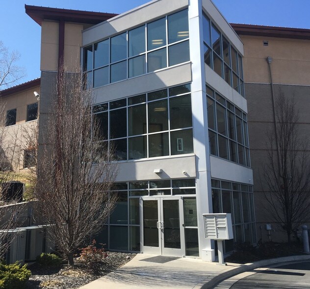 More Photos Of 8789 S Highland Dr, Sandy Medical For Sale