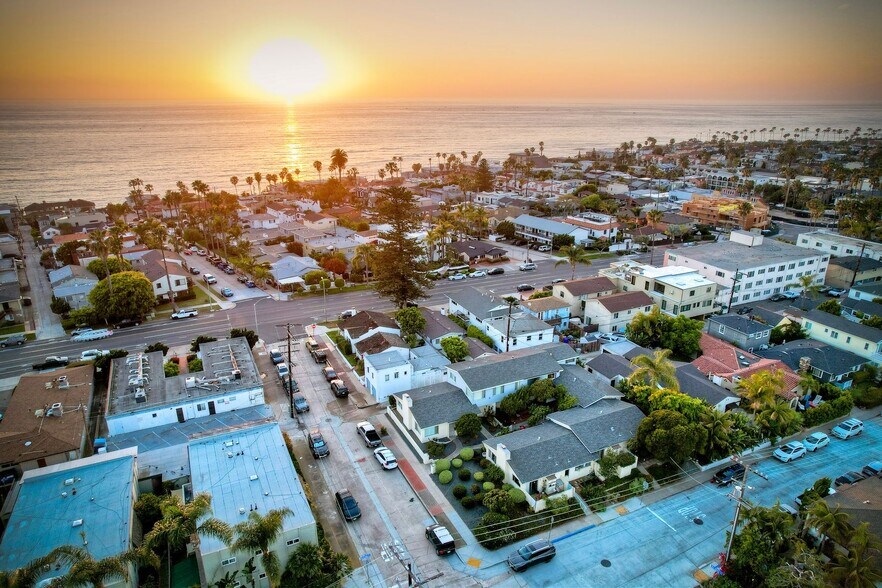 More Photos Of 428-438 Rosemont St, La Jolla Apartments For Sale