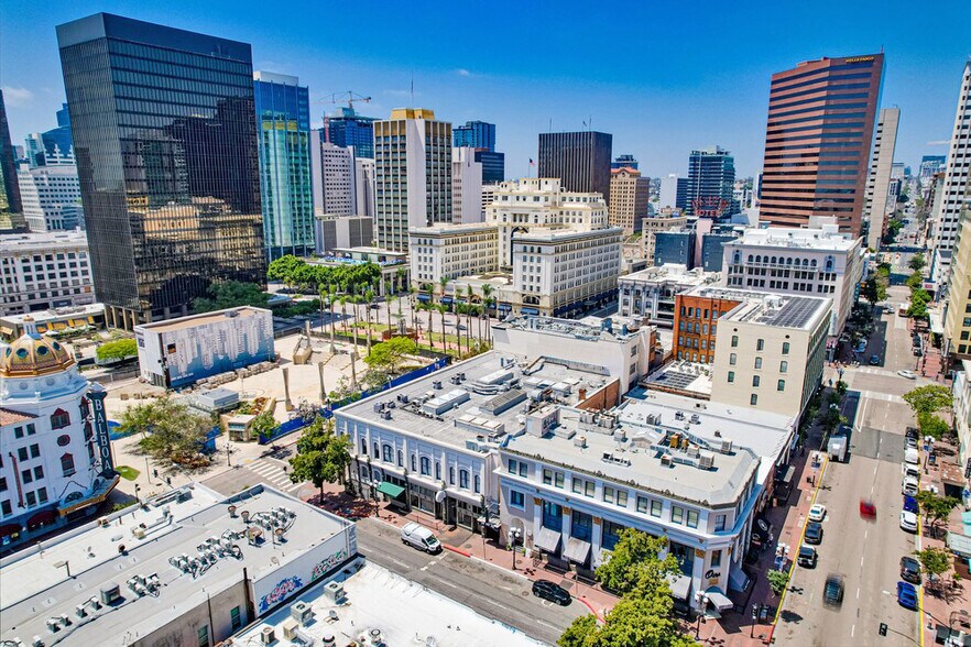 More Photos Of 901-933 4th Ave, San Diego General Retail For Sale