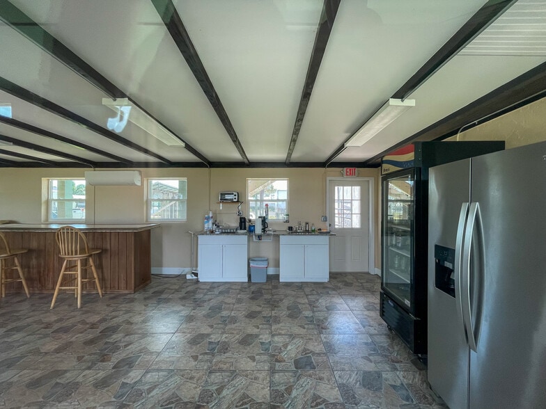 More Photos Of 2200 Marina Park Dr, Fort Myers Marina For Sale