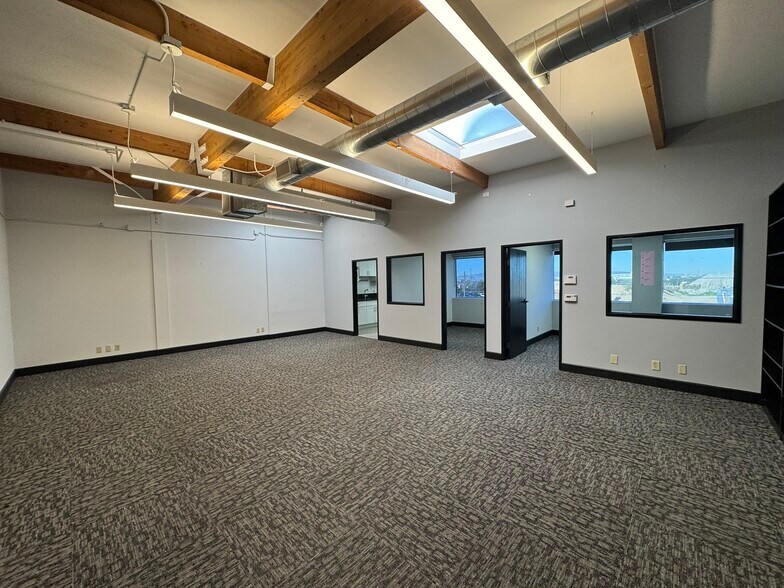 Primary Photo Of 2900 Orange Ave, Signal Hill Unknown For Lease