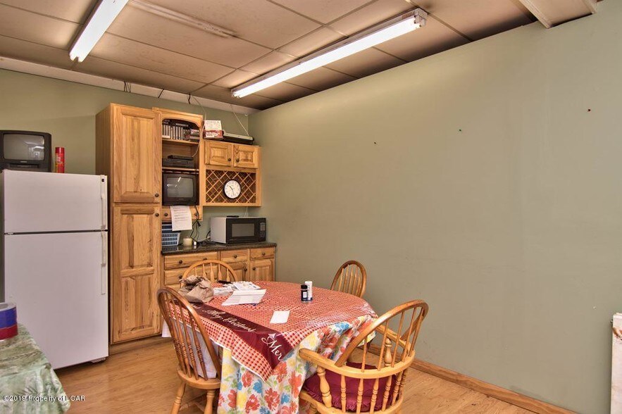 More Photos Of 541 State Route 93, Sugarloaf Light Distribution For Lease