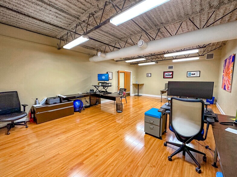 More Photos Of 3417 Lemon St, Tampa Loft Creative Space For Sale