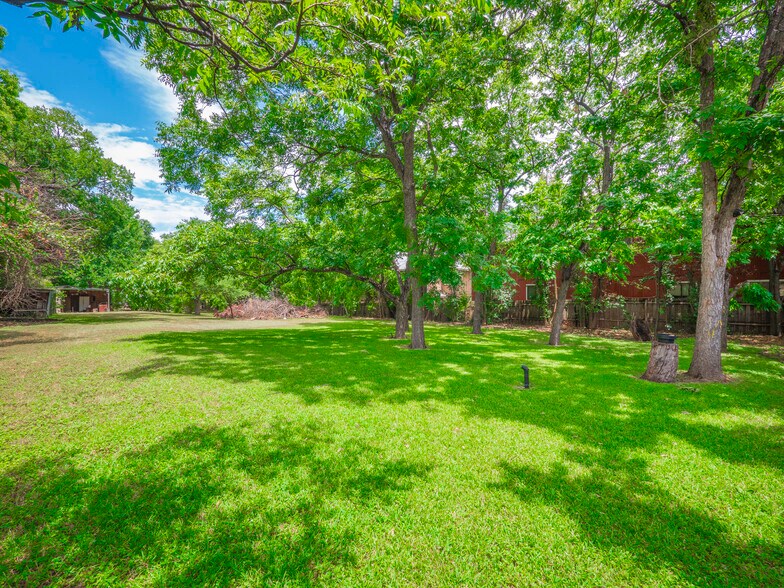 More Photos Of 1806 Fortview Rd, Austin Land For Sale