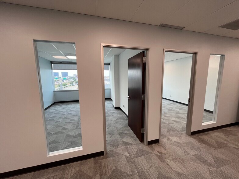 More Photos Of 11300 N Central Expy, Dallas Office For Lease