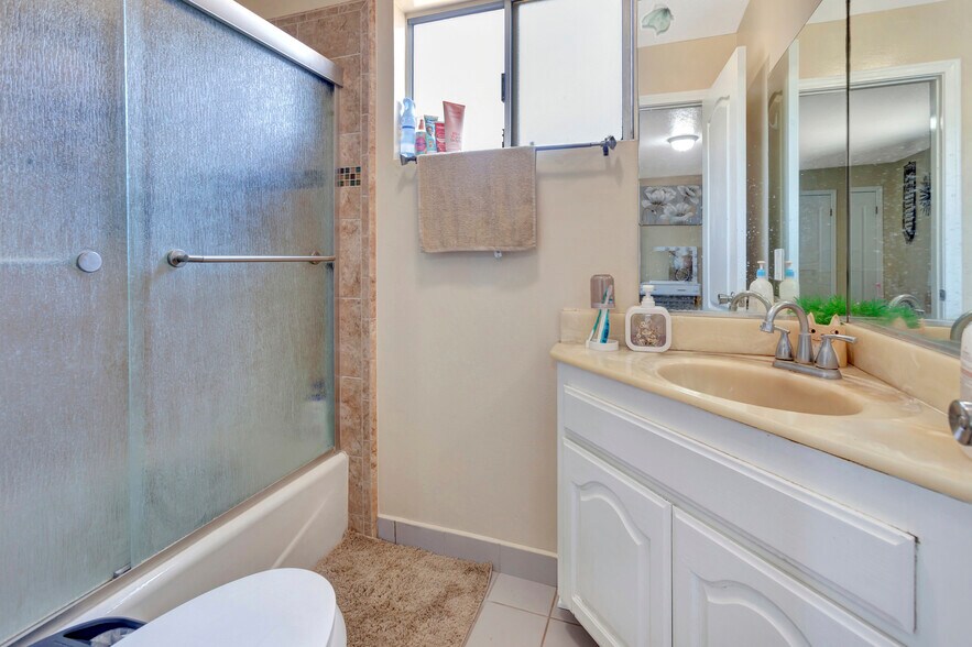 More Photos Of 12731 Barlin Ave, Downey Apartments For Sale