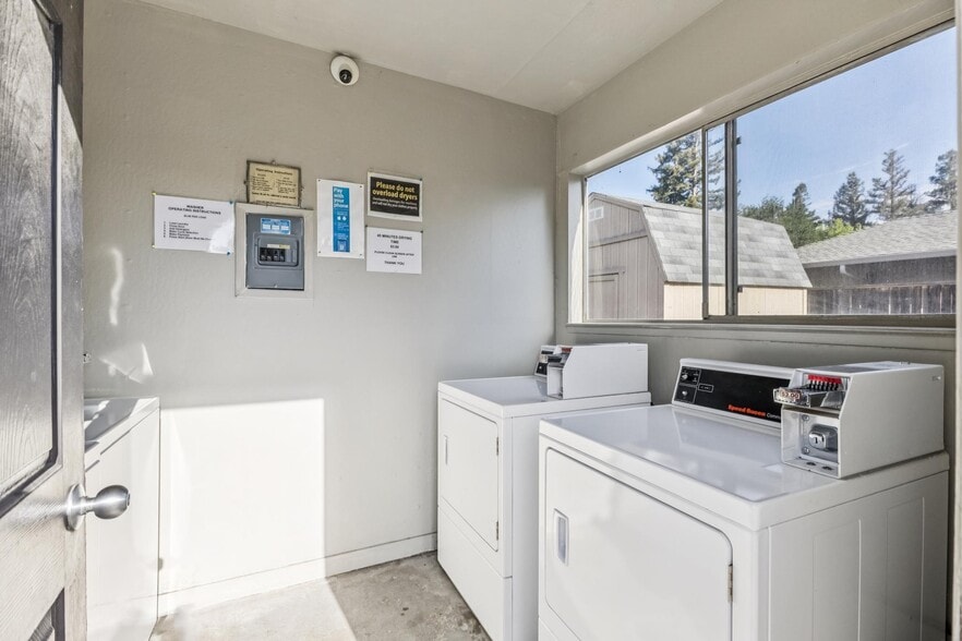 More Photos Of 175 Old Bernal Ave, Pleasanton Apartments For Sale