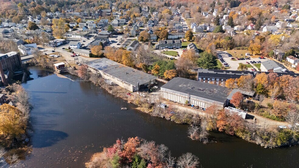 More Photos Of 137 Providence St, Putnam Warehouse For Sale