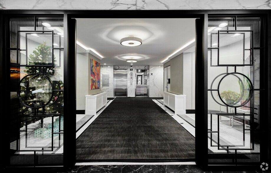 More Photos Of 1309 Lexington Ave, New York Apartments For Lease