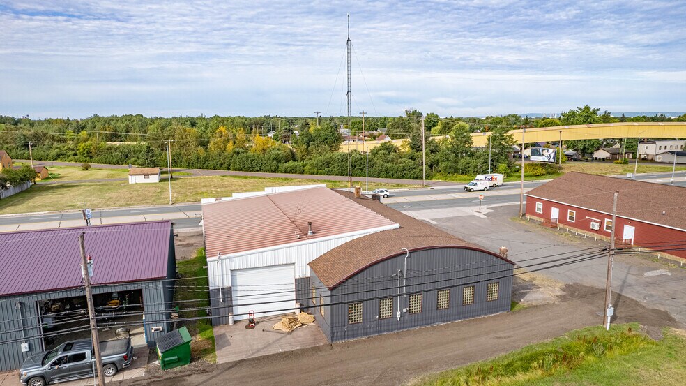 More Photos Of 4001 E 2nd St, Superior Auto Repair For Sale