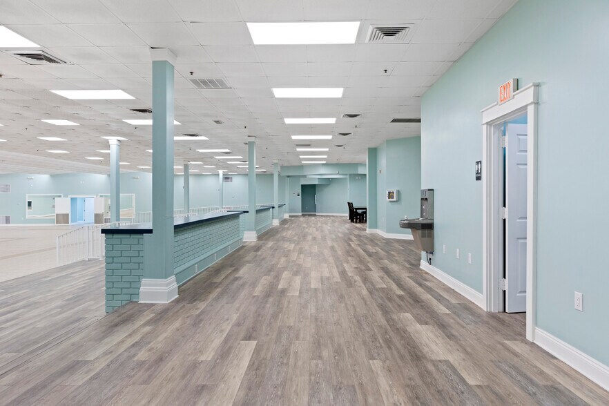 More Photos Of 5420 Hickory St, Panama City Office For Lease