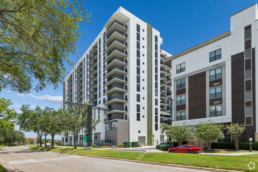 More Photos Of 101 Main St N, Saint Petersburg Apartments For Lease