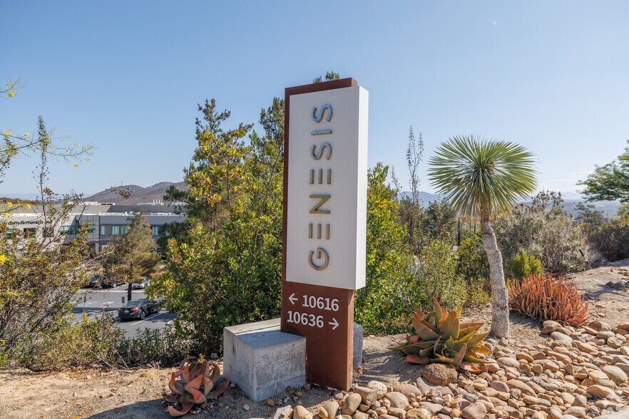 More Photos Of 10616 Scripps Summit Ct, San Diego Research And Development For Lease