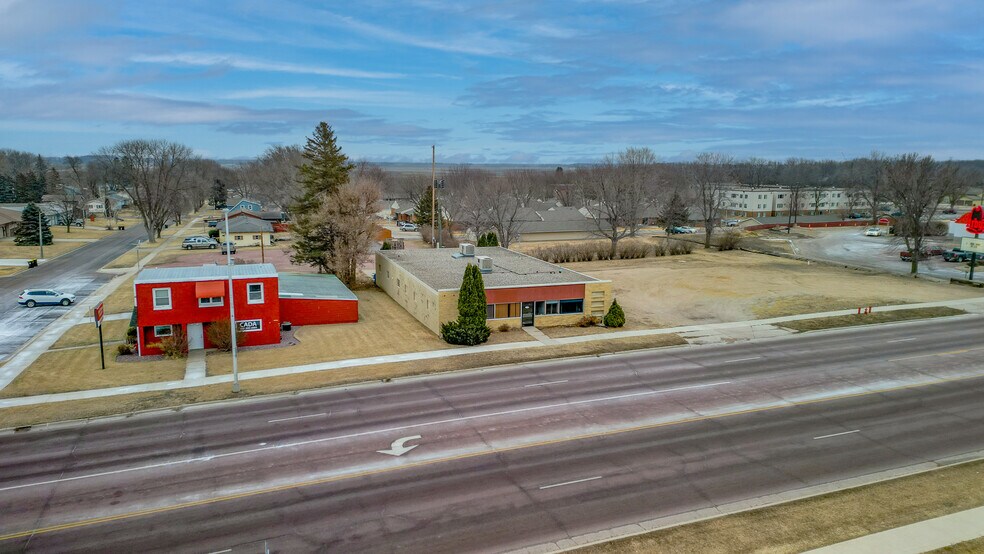 More Photos Of 411 S State St, Fairmont Light Distribution For Sale